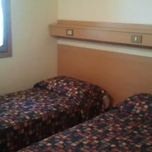 Hotel Tahiti Camping And Thermae Bungalow Park, Comacchio